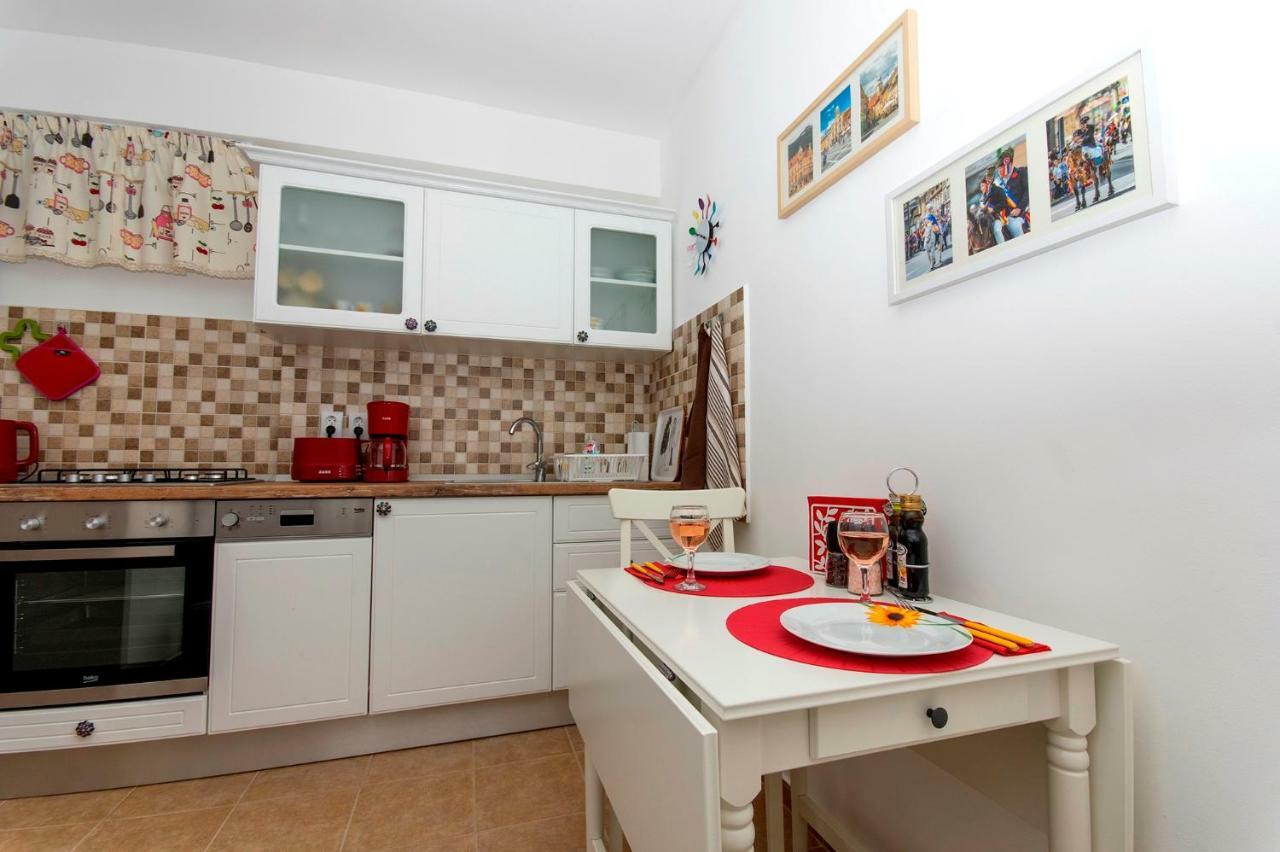 Ava'S Home Brašov Exteriér fotografie